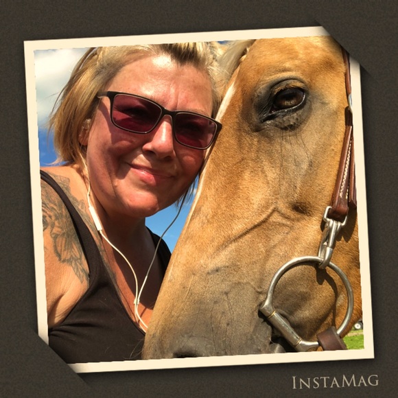 Meet your Posher, Cj - Picture 1 of 2